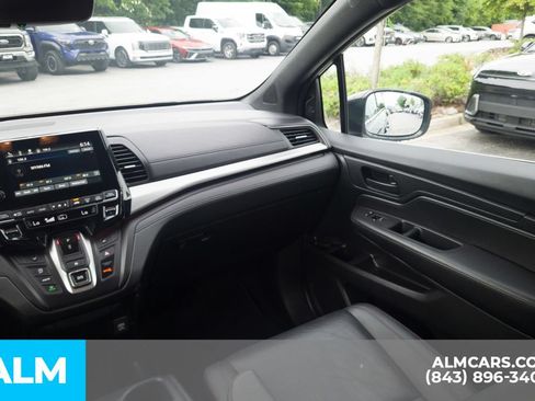 Used 2023 Honda Odyssey Sport image 21