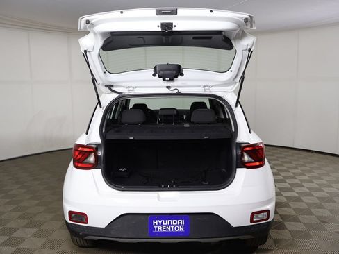 Certified 2024 Hyundai Venue SEL FWD image 14