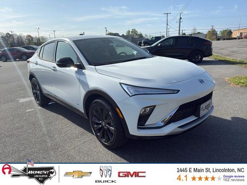 New 2026 Buick Envista Sport Touring image 1