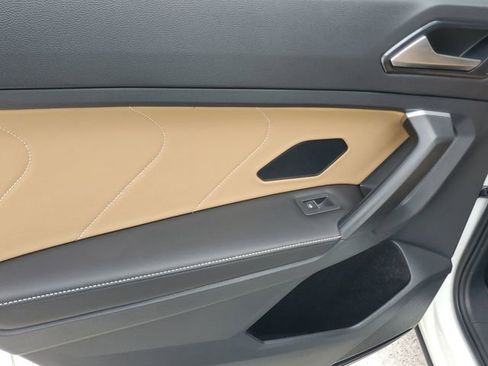 Used 2024 Volkswagen Tiguan SE R-Line FWD image 14