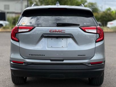 Used 2024 GMC Terrain SLE w/ Elevation Edition