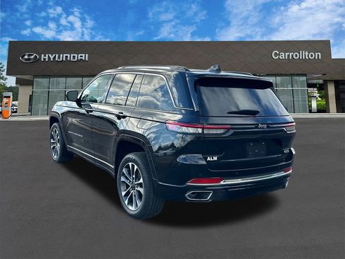 Used 2023 Jeep Grand Cherokee Overland image 7