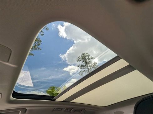 New 2025 Volvo XC60 B5 Ultra w/ Climate Package image 22