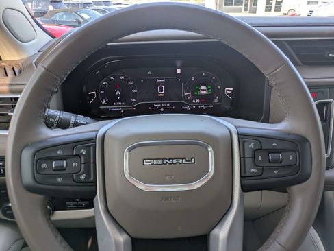 Used 2023 GMC Yukon Denali w/ Max Trailering Package AWD/4WD image 29