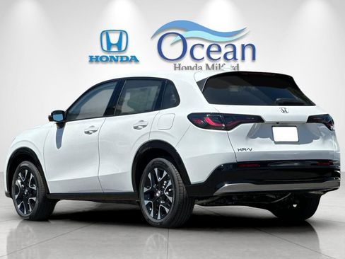 New 2026 Honda HR-V EX-L image 3
