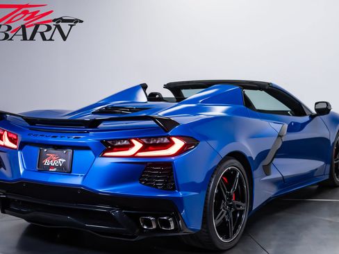 Used 2022 Chevrolet Corvette Stingray Preferred Conv w/ Z51 Performance Package RWD image 5