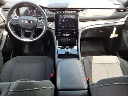 New 2026 Jeep Grand Cherokee Laredo RWD image 12