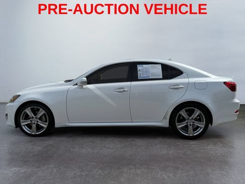 Used 2012 Lexus IS 250 w/ Premium Pkg Value Edition RWD image 6