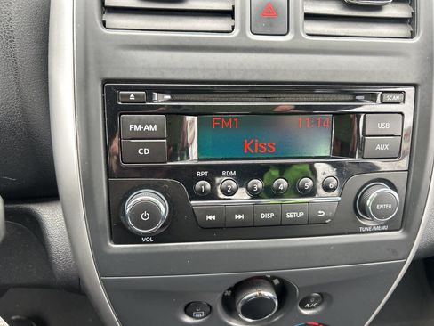 Used 2017 Nissan Versa SV image 25