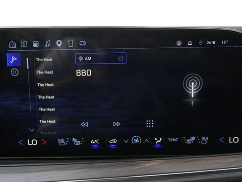 Used 2025 Chevrolet Suburban Premier AWD/4WD image 63