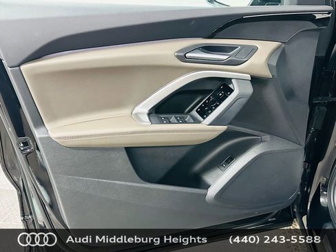 Certified 2025 Audi Q5 Premium w/ Convenience Package image 30