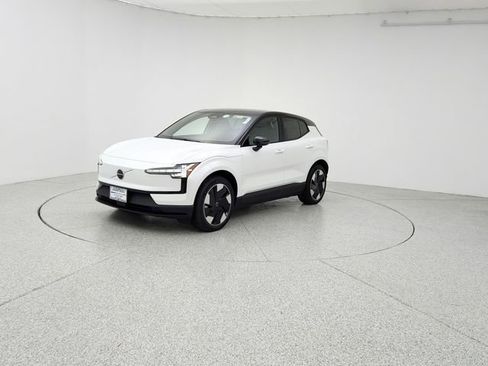 New 2026 Volvo EX30 Plus image 1