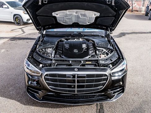 Used 2023 Mercedes-Benz S 580 4MATIC Sedan image 50