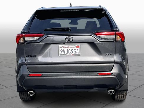 Used 2025 Toyota RAV4 XLE image 5