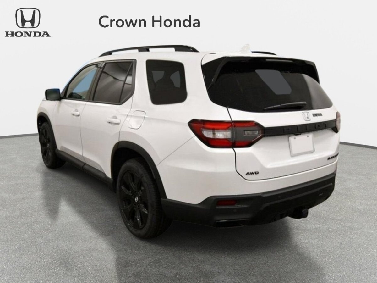 New 2026 Honda Pilot Black Edition image 3