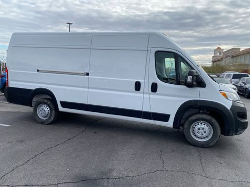 Used 2025 RAM ProMaster 3500 w/ Safety Group image 5