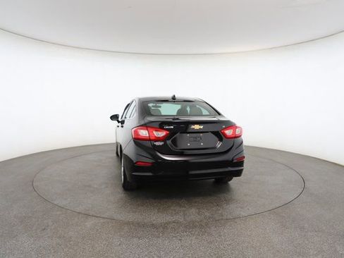 Used 2016 Chevrolet Cruze LT image 13