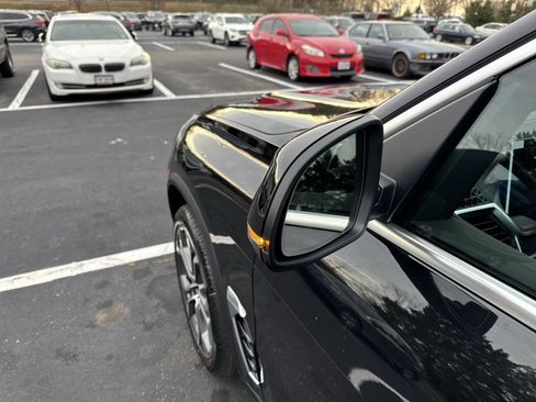 New 2026 BMW X5 xDrive40i w/ Climate Comfort Package image 6