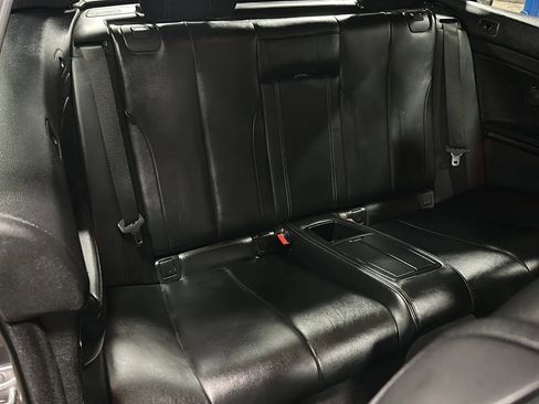 Used 2018 BMW M4 Convertible image 24