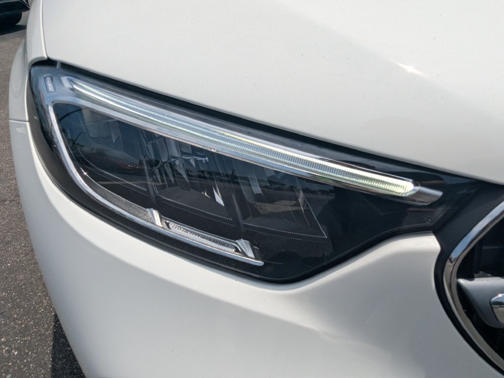 Certified 2025 Mercedes-Benz GLC 300 image 22