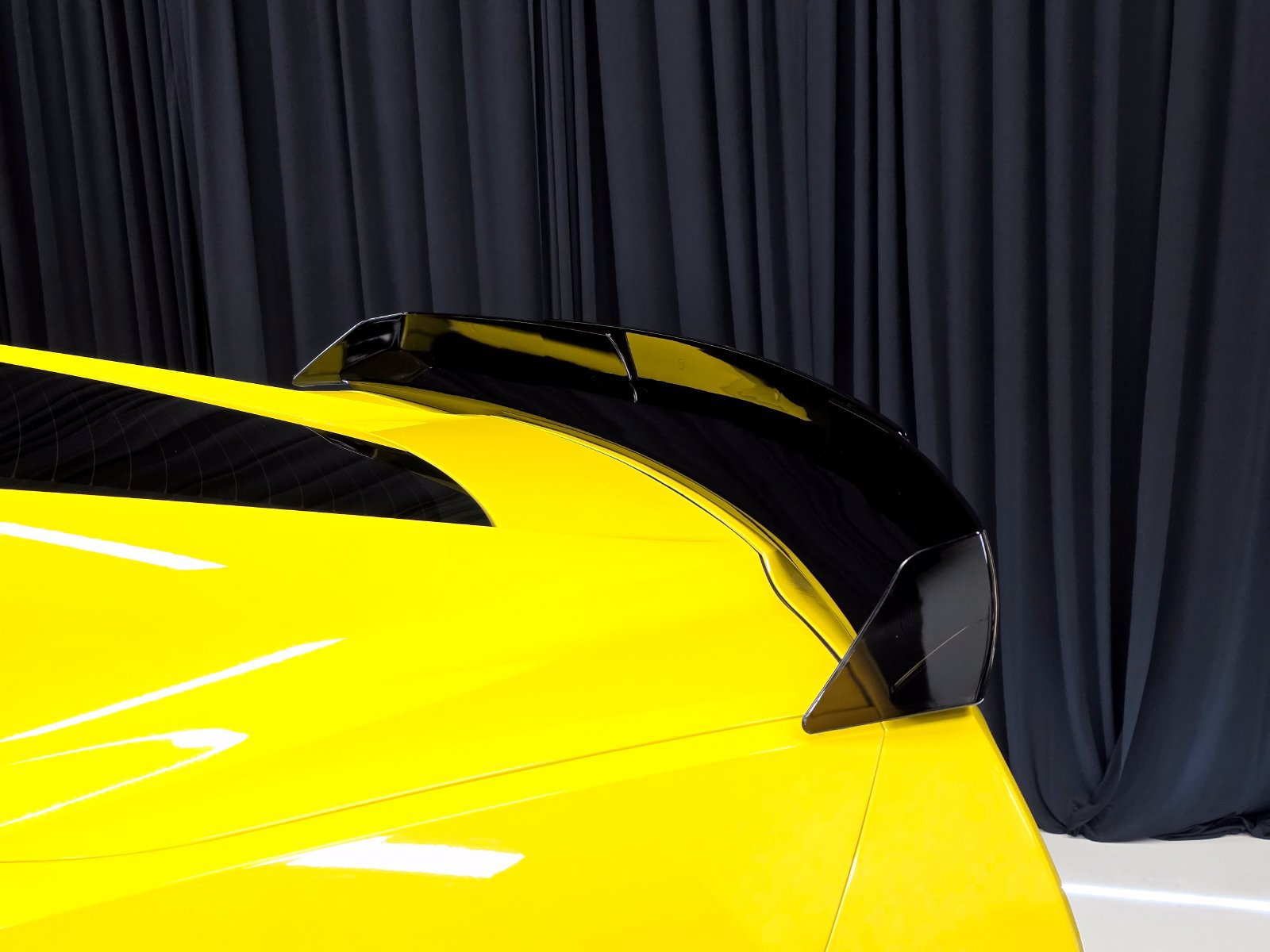 Used 2016 Chevrolet Corvette Stingray Coupe w/ 3LT Preferred Equipment Group RWD image 40