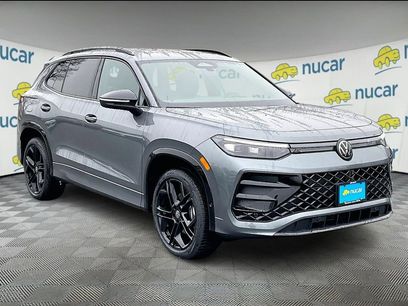 New 2026 Volkswagen Tiguan SE R-Line