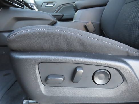 New 2026 Chevrolet Colorado LT image 9