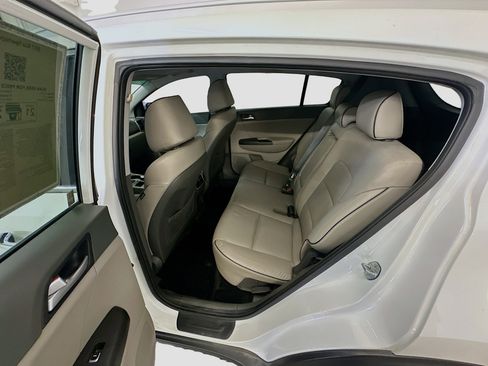 Used 2017 Kia Sportage EX w/ EX Technology Package AWD/4WD image 29