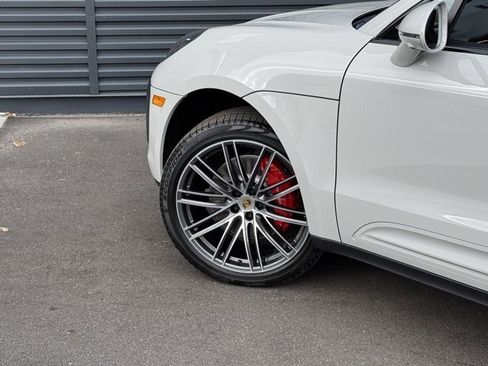 New 2026 Porsche Macan S image 12