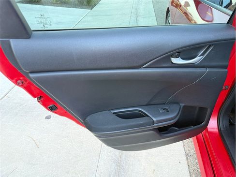 Used 2016 Honda Civic EX-T image 32
