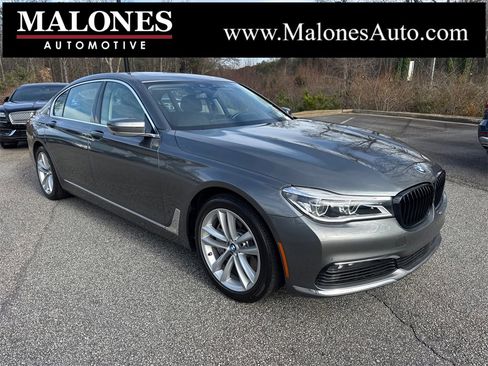Used 2018 BMW 750i xDrive image 1