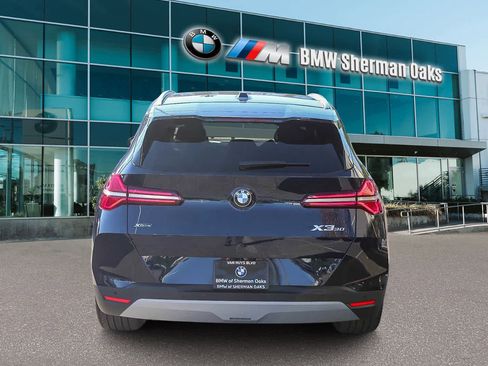 Used 2025 BMW X3 xDrive30i w/ Convenience Package image 5