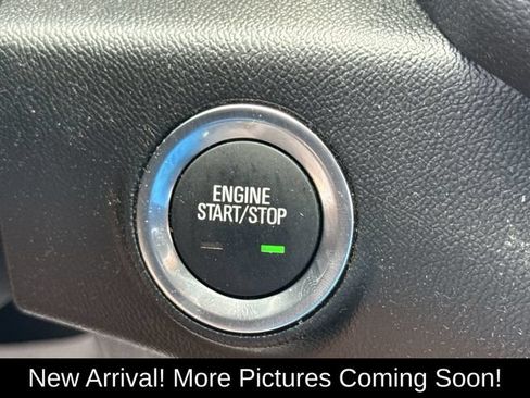 Used 2024 GMC Terrain SLE w/ Driver Convenience Package AWD/4WD image 16