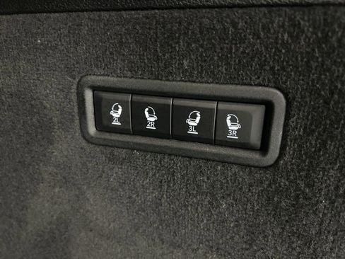 Used 2022 Jeep Grand Wagoneer Series III w/ Rear Seat Video Group 1 image 39