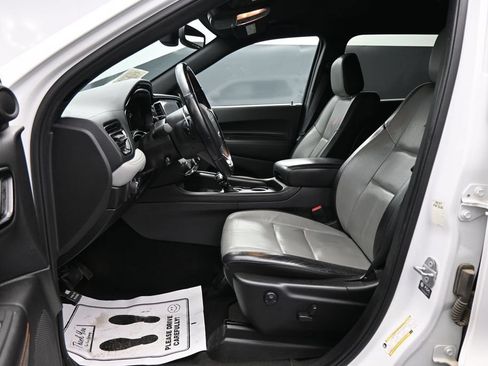 Used 2022 Dodge Durango R/T RWD image 9