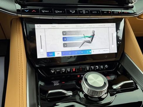 New 2026 Jeep Grand Wagoneer Summit AWD/4WD image 22