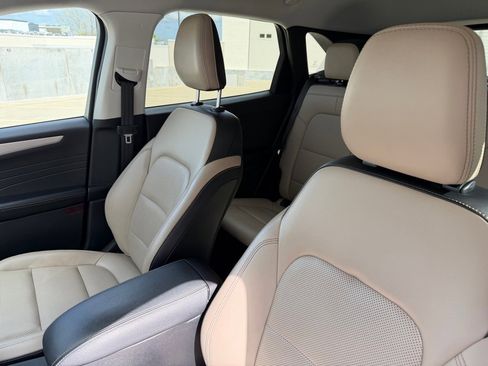 Used 2021 Ford Escape SEL image 14