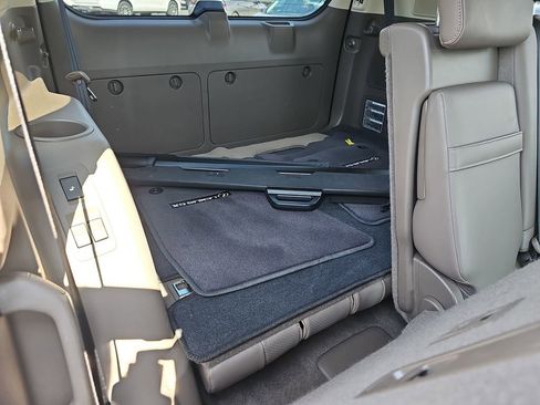 Used 2019 Lexus GX 460 Luxury image 15