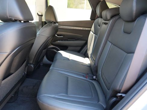 Used 2023 Hyundai Tucson Limited AWD/4WD image 19