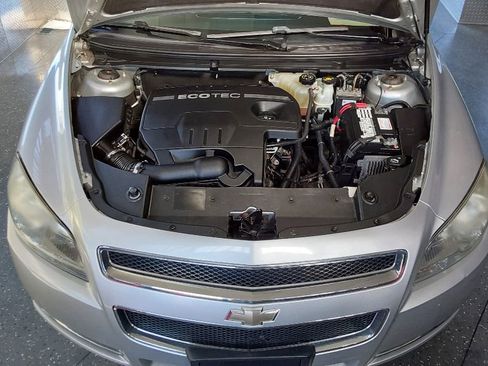 Used 2009 Chevrolet Malibu LT w/ Premium Mat Package image 22