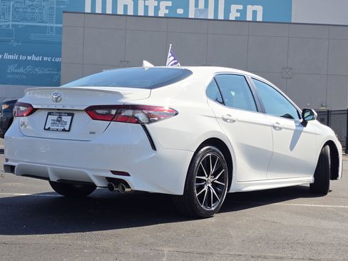 Used 2023 Toyota Camry SE image 21