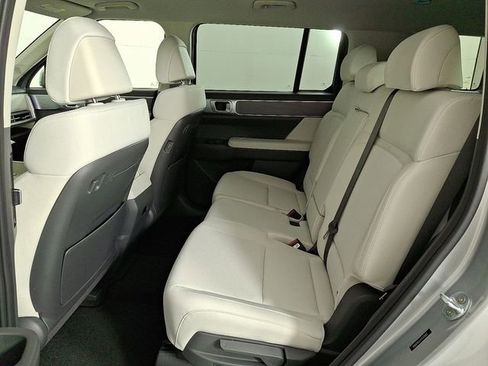 New 2026 Hyundai Santa Fe SE FWD image 8