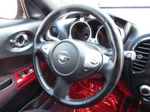 Used 2014 Nissan Juke SV w/ Navigation Package FWD image 37