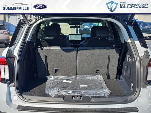 New 2026 Ford Explorer Active w/ Active Comfort Package image 16