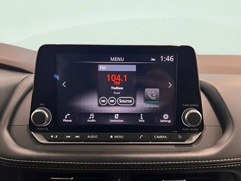 Used 2023 Nissan Rogue SV AWD/4WD image 21