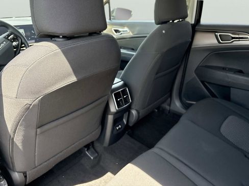 New 2026 Kia Sportage LX w/ LX Convenience Package FWD image 13