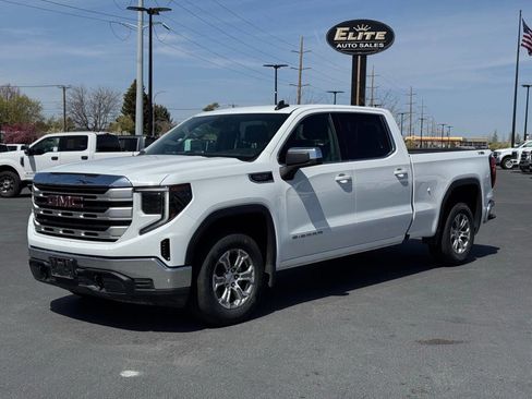 Used 2023 GMC Sierra 1500 SLE AWD/4WD image 3