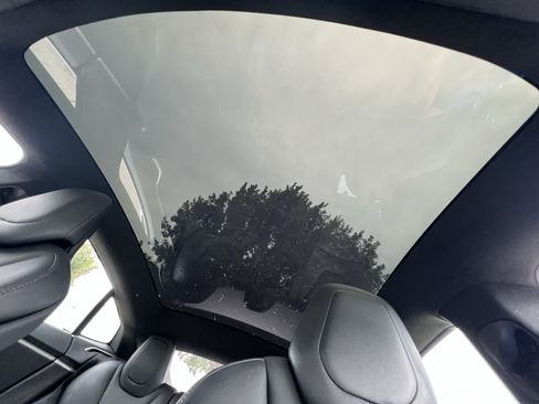 Used 2018 Tesla Model S 75D AWD/4WD image 29