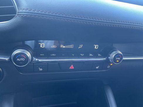 Used 2025 MAZDA MAZDA3 s FWD image 26