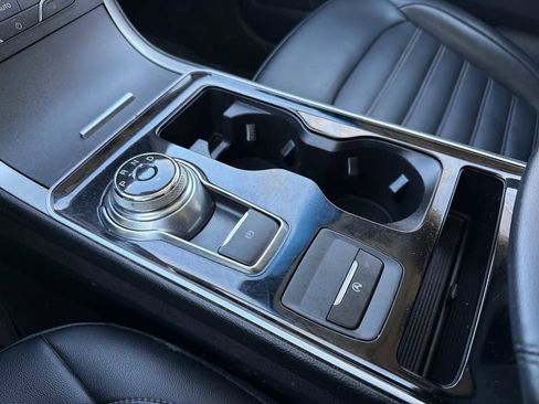 Used 2019 Ford Edge SEL w/ Equipment Group 201A image 30